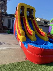 9DCAA457 28AF 468B AA21 F13064DBA49C 1627659419 #W6 Red Waterslide