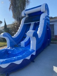 C4CC7297 F678 4781 92A5 C39216B1E155 1627659060 #W5 Blue & White Waterslide