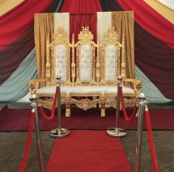 File 0012011 1616567028 Triple Throne (Gold)