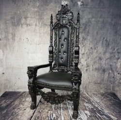 Single Throne (Black)