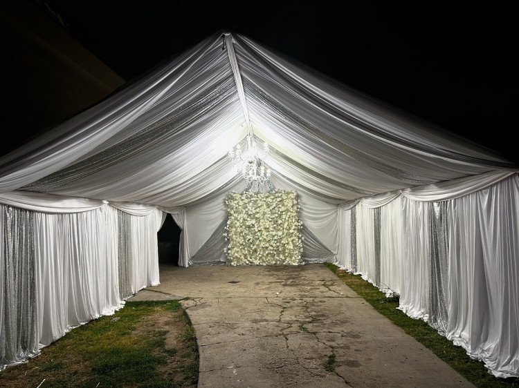 Draping & Tent 30x30