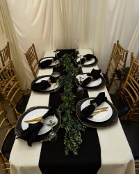 505457881 18410901733103341 8283083606111023966 n 1757627300 Greenery Garland 5ft Long