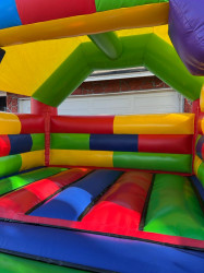 FB35F0F7 89FF 40BC A304 D0339E8032A6 1648161100 #B-Lego Jumper